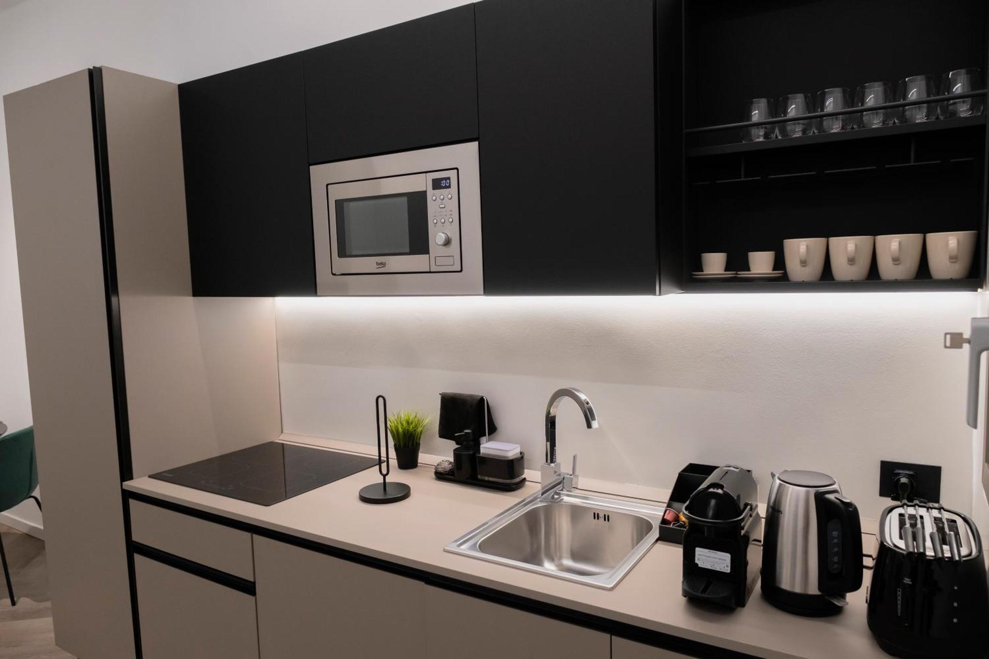 Barneys Design Apartment Taranto Eksteriør billede