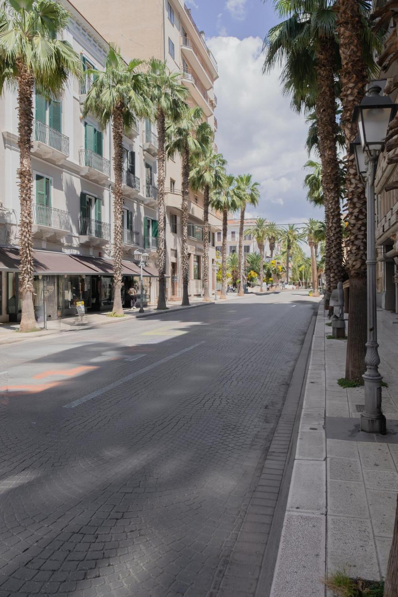 Barneys Design Apartment Taranto Eksteriør billede